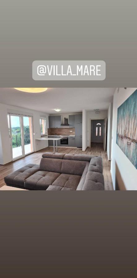 Apartments Patalic โลปาร์ ภายนอก รูปภาพ